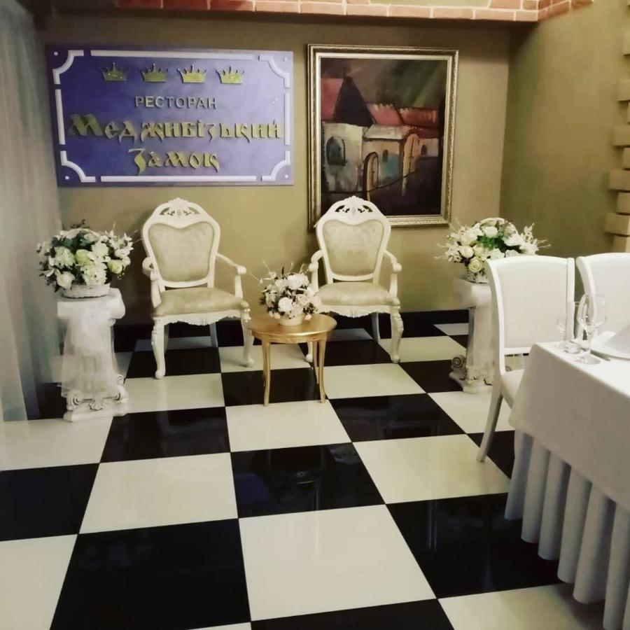 Medzhybozhskiy Zamok Tribukhovtsy Buitenkant foto